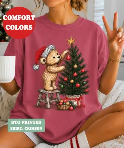Christmas Teddy Bear Shirt | Teddy Bear Decorating Christmas Tree Graphic Tee | Vintage Christmas Bear Shirt for Women | Cute Holiday Graphic T-Shirt | Cozy Christmas Tee | Nostalgic Christmas Gift | Ash Grey Tee